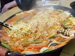 Foto Jjigae House