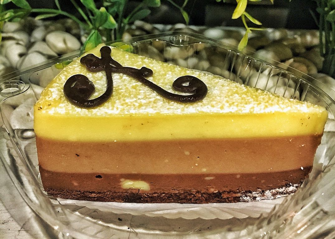 Cizz Cheesecake & Friends, Setiabudhi, Bandung - Lengkap ...