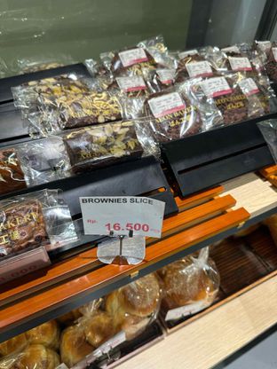 Foto 8 - Interior di Aeon Bakery oleh Albert Murdiono