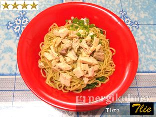 Foto 1 - Makanan di Bakmi Ayam Akuk oleh Tirta Lie