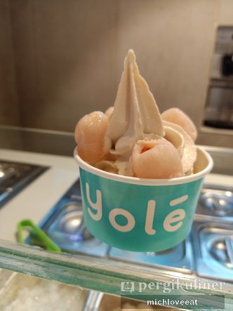Foto Makanan di Yole