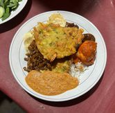 Foto di Nasi Uduk & Ketupat Sayur Betawi Bang Udin