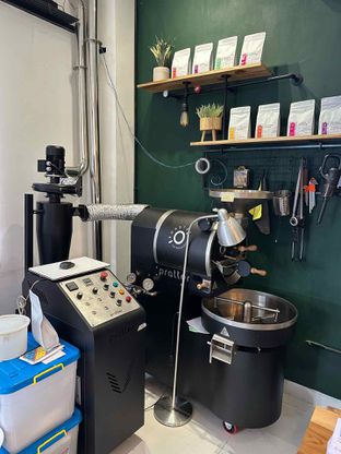 Foto 8 - Makanan di Roaste Coffee Roastery oleh Albert Murdiono
