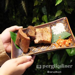 Foto 1 - Makanan di Putu Made oleh Darsehsri 