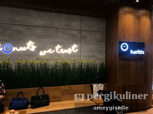 Foto 6 - Interior di Haritts Donuts & Coffee oleh Hungry Mommy