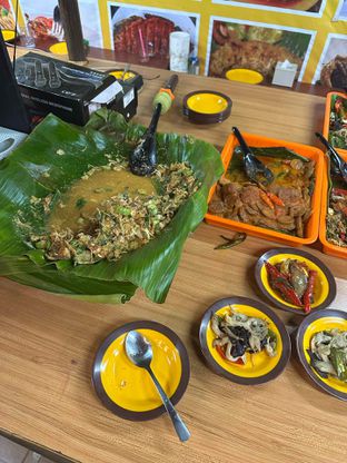 Foto 13 - Makanan di Warung Saung Desa oleh Albert Murdiono