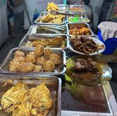 Foto di Nasi Uduk & Ketupat Sayur Betawi Bang Udin