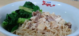 Foto 2 - Makanan di Bakmi Naga oleh Liana Wati