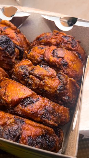 Foto 4 - Makanan di Pisang Goreng Madu Bu Nanik oleh duocicip 