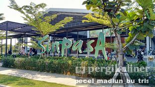 Foto review Bu Tris Resto oleh Bu Tris  Resto 3