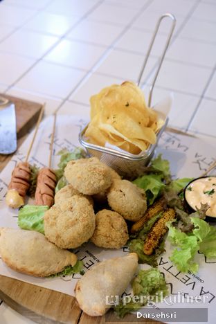 Foto review La Vetta Osteria Italiana oleh Darsehsri  4