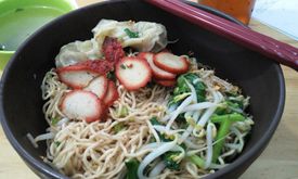 Vegetarian Bakmie Garing H-P (Hot Pedas)