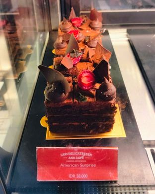 Foto 10 - Makanan di Sari Delicatessen oleh Momondud 