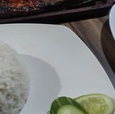 Foto di Ikan Bakar Tepi Laut 18