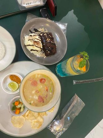 Foto Makanan di Ellenoir