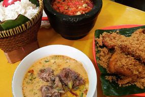 Foto Warung Nasi Alam Sunda