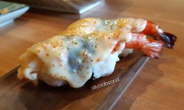 Naniura Sushibar & Resto