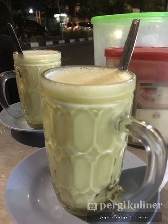 Foto Makanan di STMJ Depan Indomaret