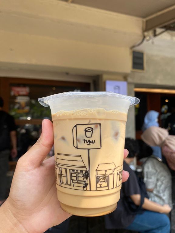 kecintaanku-di-jakarta-review-finderjoy-di-restoran-toko-kopi-tuku