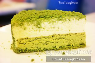 Foto 1 - Makanan di Ezo Hokkaido Cheesecake & Bakery oleh NonaTukang Makan