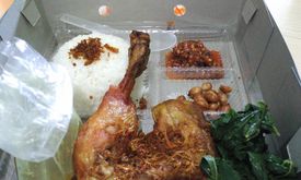 Ayam Betutu Ibu Putu