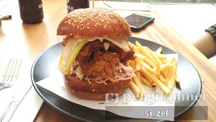 Foto 3 - Makanan di St. Ali oleh Zelda Lupsita