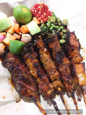 Foto Makanan di Sate Babi Johan