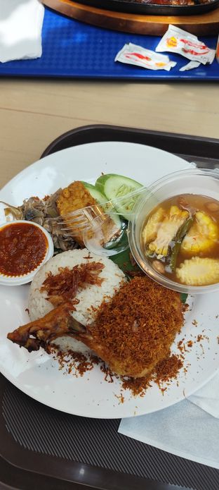 Foto 2 - Makanan di Gado Gado Mak Gobang Express oleh Dhiana Aprianis