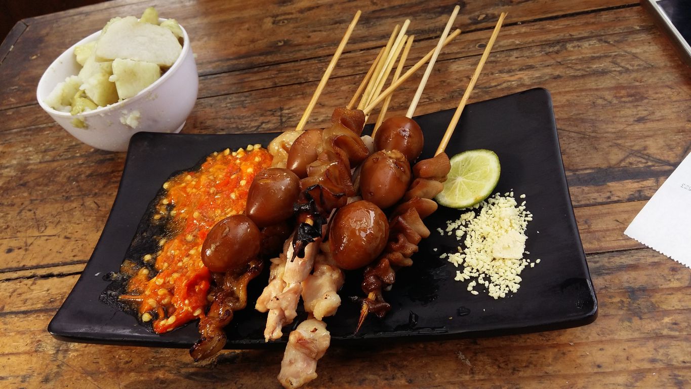  Sate Taichan Kremez Dago Bawah Bandung Lengkap Menu 