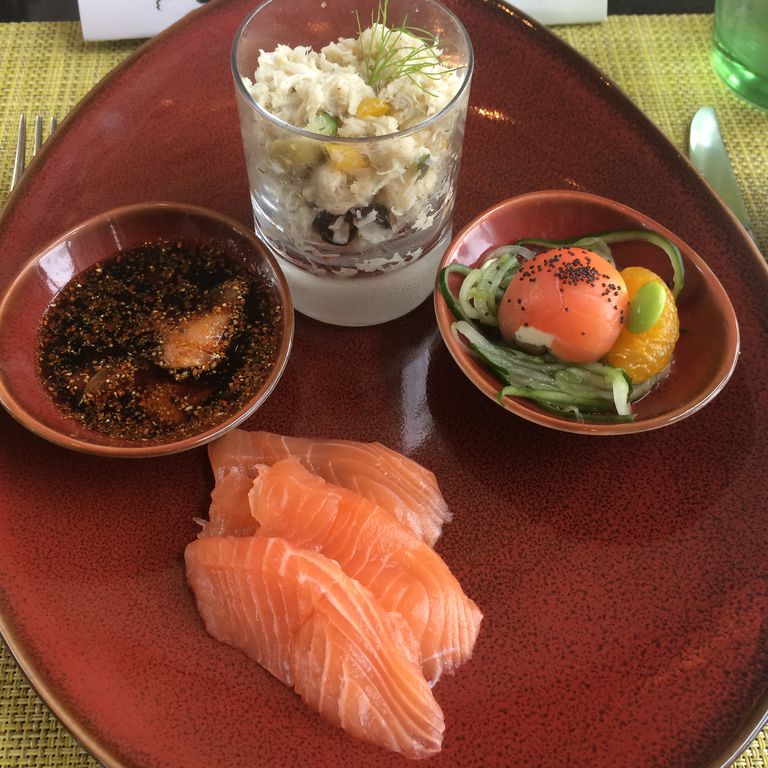 Lunch Buffet - Review Hungry Mommy di restoran Seasonal ...