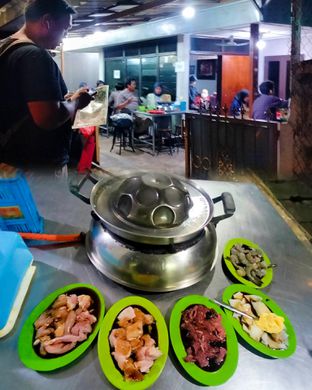 Foto review Steam Boat-Sukiyaki-Barbeque oleh Momondud  1