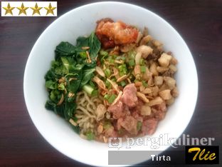 Foto 1 - Makanan di Tambo Bakmi Keriting Siantar oleh Tirta Lie