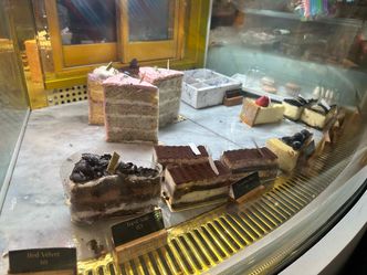 Foto Makanan di Bakerzin