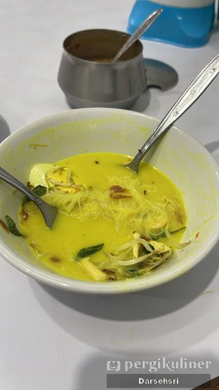 Foto 7 - Makanan di Rumah Makan Laksa Cibinong oleh Darsehsri 