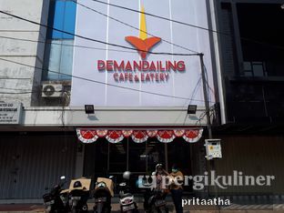 Foto 10 - Eksterior di De Mandailing Cafe N Eatery oleh Prita Hayuning Dias