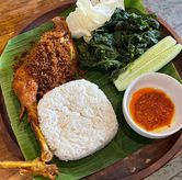 Foto di Ayam Goreng Gajah Mungkur
