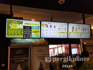 Foto 2 - Interior di Sour Sally oleh @teddyzelig 