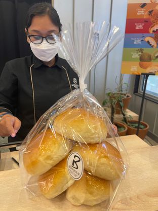 Foto review Bonjour Bakery oleh FoodieTravelDiary23 PL 2