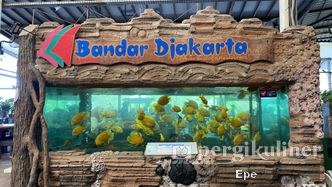 Foto Makanan di Bandar Djakarta