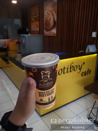 Foto Makanan di Roti Boy Cafe