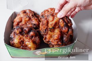 Foto 1 - Makanan di Pisang Goreng Madu Bu Nanik oleh Deasy Lim