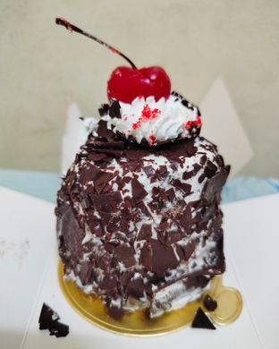 Foto 1 - Makanan di Sari Delicatessen oleh Momondud 