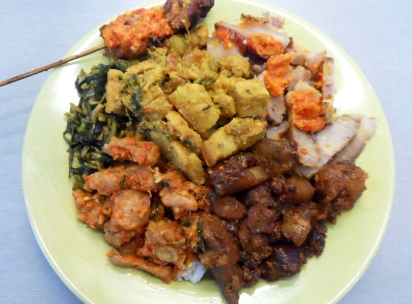 Peringkat 10 restoran tempat makan  Masakan  Manado  enak 