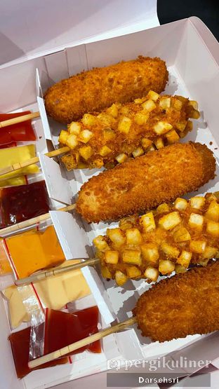 Foto 2 - Makanan di Reddog oleh Darsehsri 