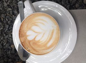 12 Coffee Shop di Jakarta dengan Cappucino Paling Enak