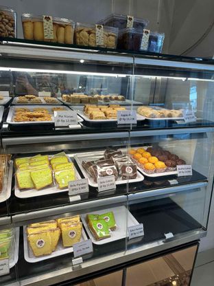 Foto review Okky Cake & Bakery oleh Albert Murdiono 8