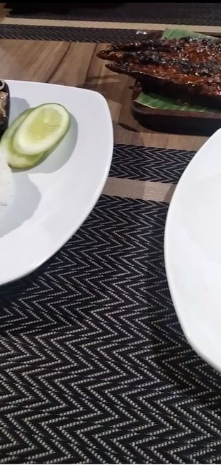 Foto 3 - Makanan di Ikan Bakar Tepi Laut 18 oleh Diana Nabuasa