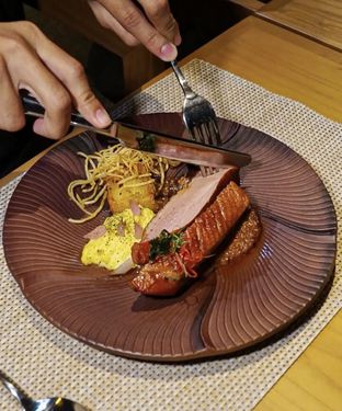 Foto - Makanan di Kayu Manis - Hotel Tentrem oleh Josua Siburian