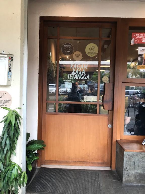 giveaway-review-hobinyaria-di-restoran-toko-kopi-tuku-blok-m
