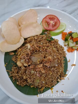 Foto review Viana Bakery & Eatery oleh UrsAndNic  6